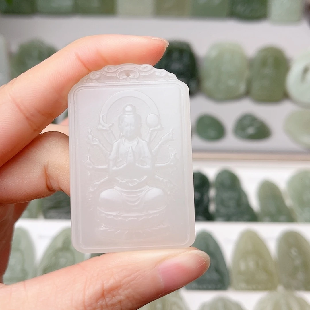 唯****和田玉未镶嵌颈饰