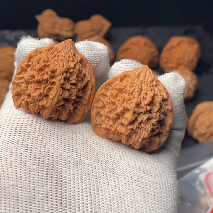 睡***觉吊坠文玩核桃36.5满天星