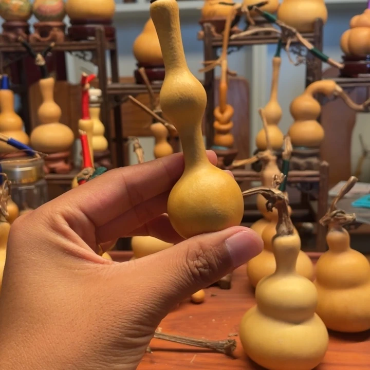 一物一拍手把杆子