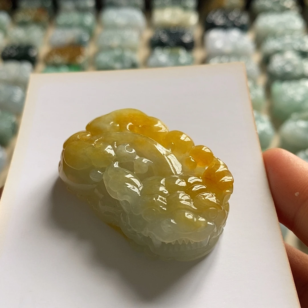 翡翠未镶嵌颈饰天然翡翠貔貅吊坠