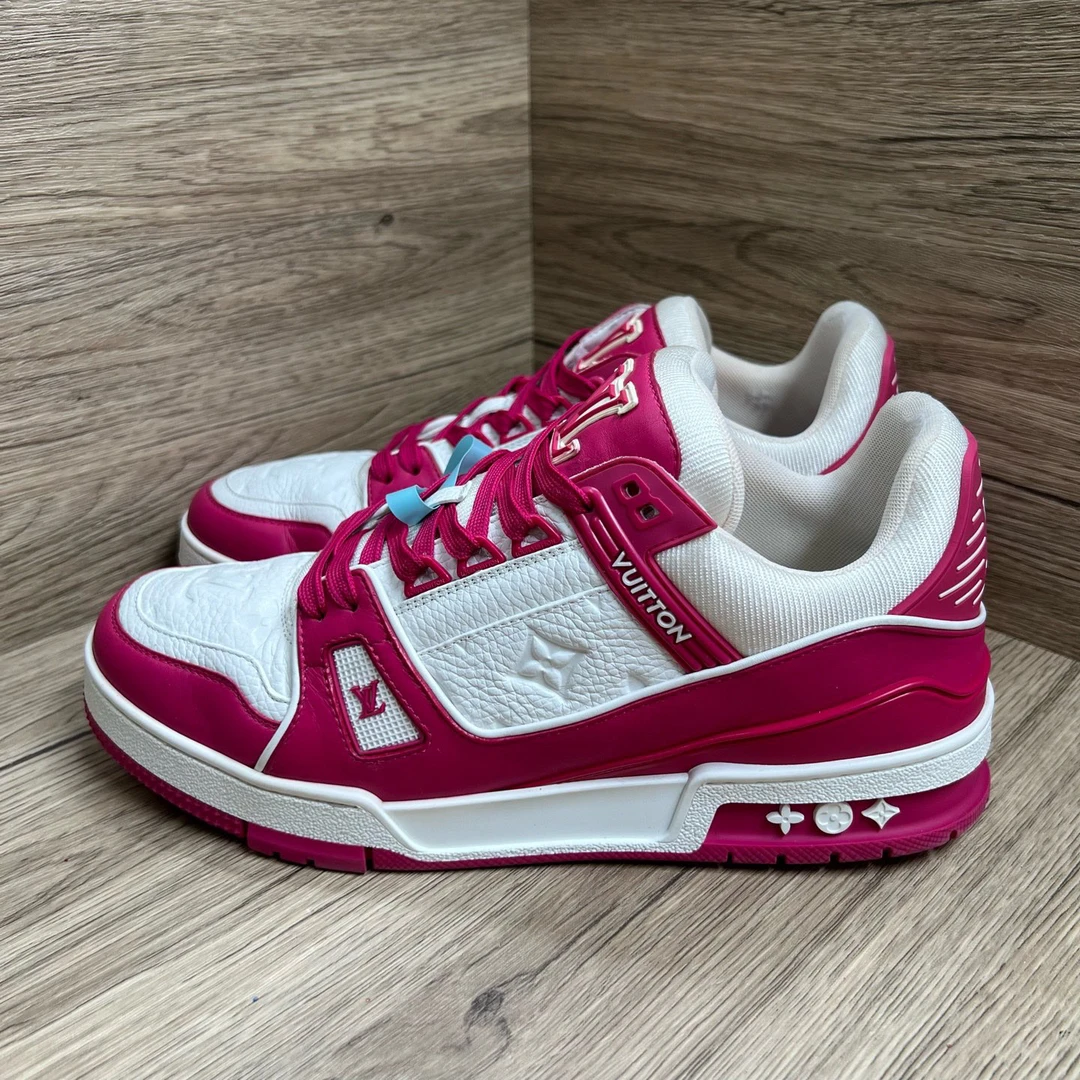 95新 LouisVuitton/路易威登 Trainer 白粉压纹板鞋 41.5码