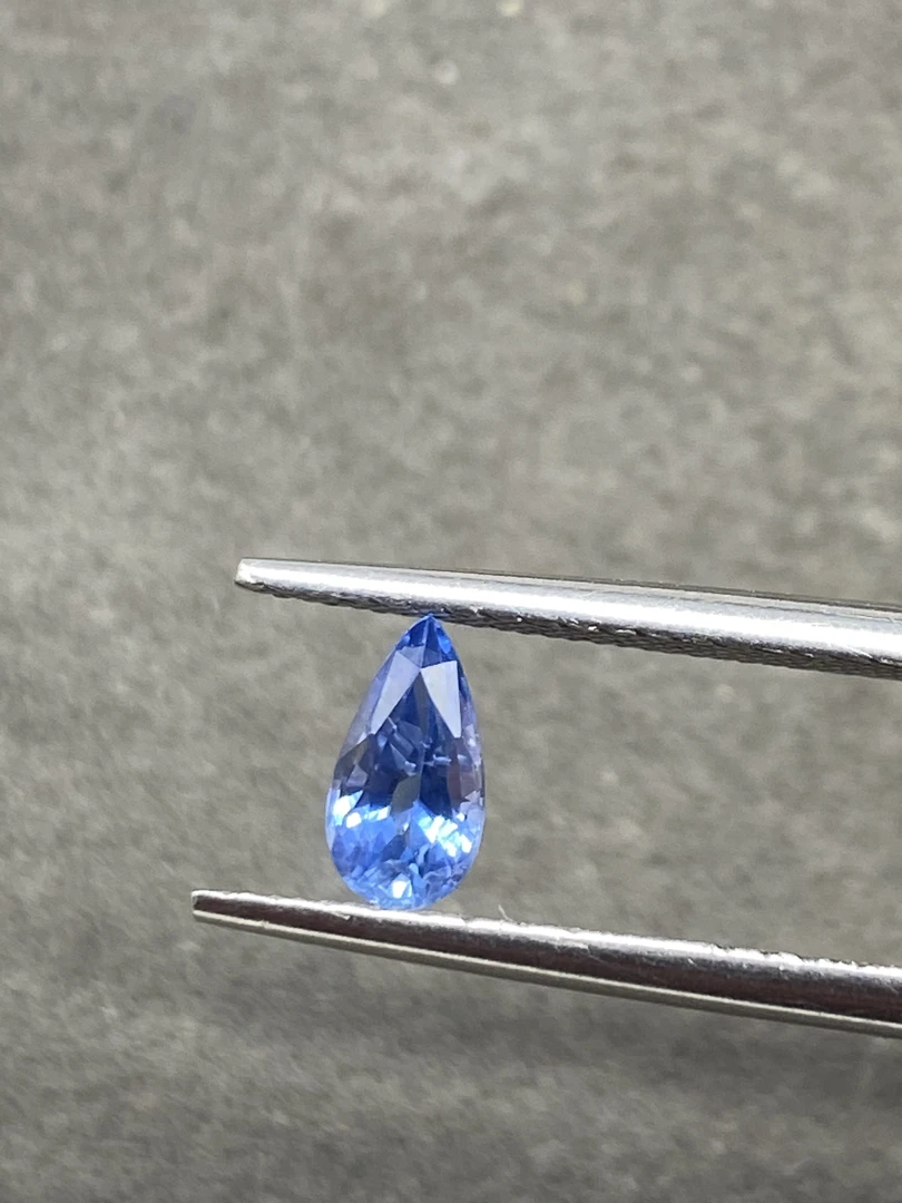 天然斯里兰卡蓝宝石0.565克拉