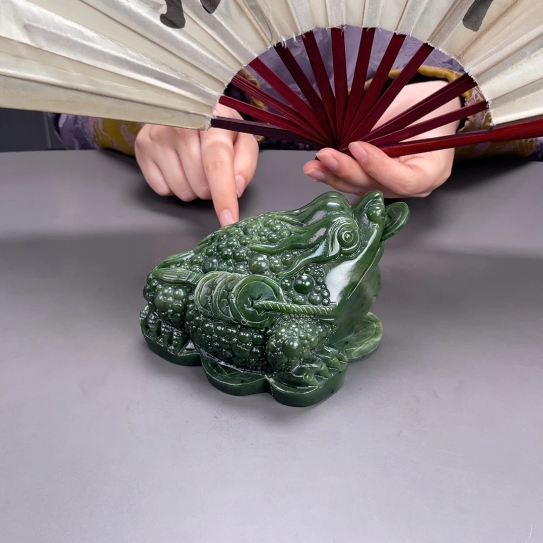 未镶嵌和田玉摆件