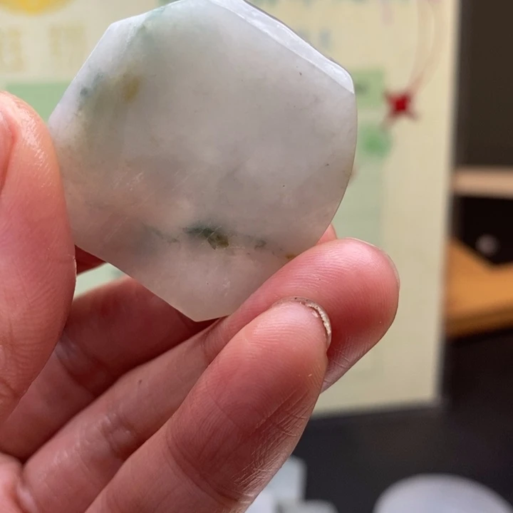 翡翠未镶嵌颈饰缅甸翡翠A货边角