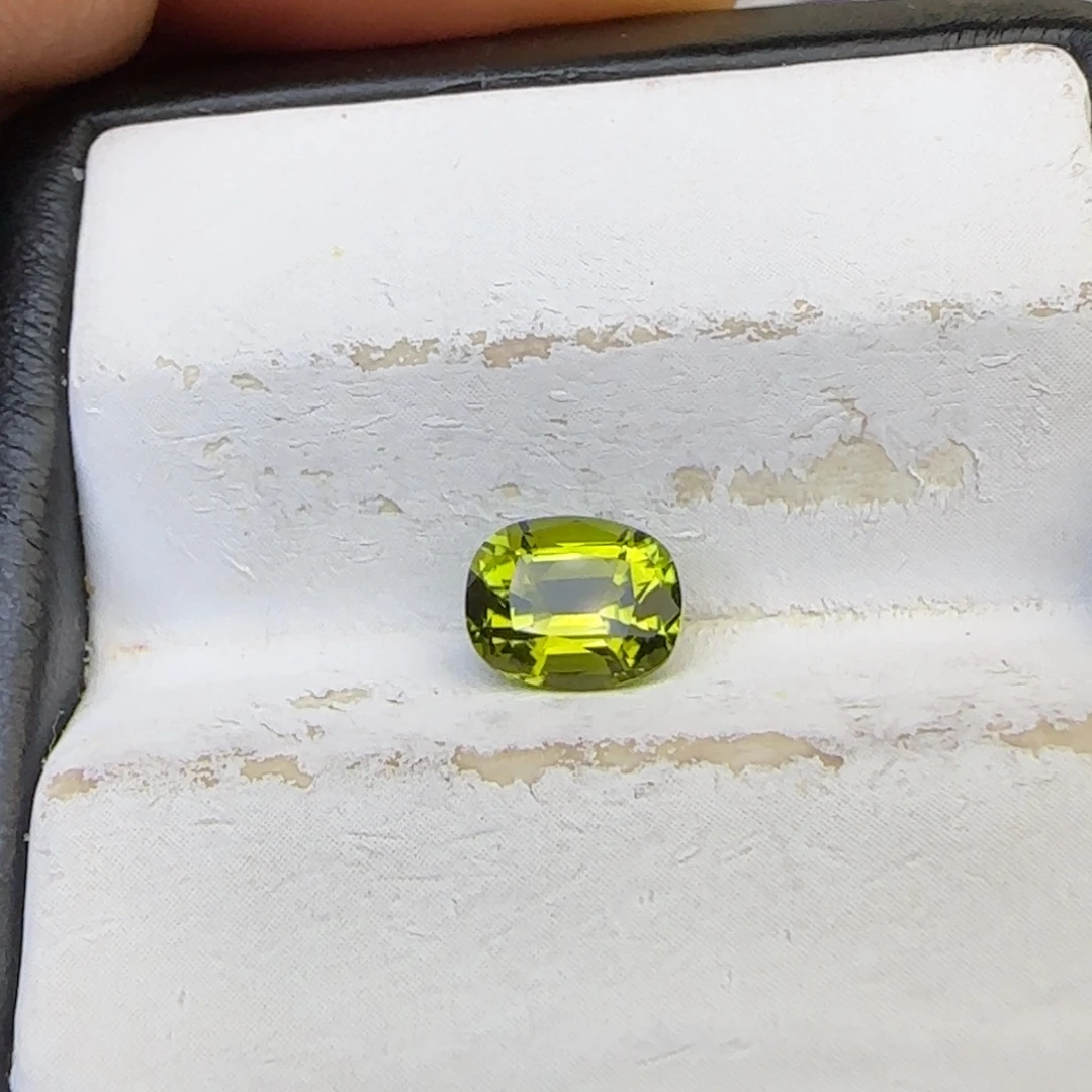 碧玺珠宝半成品未镶嵌天然 0.92克拉