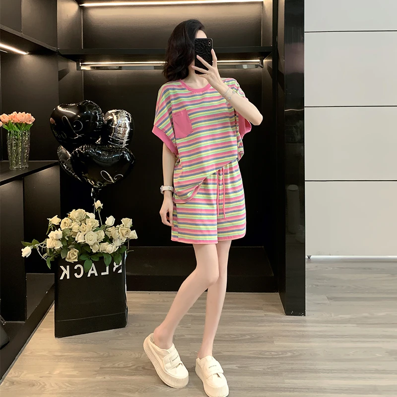 夏季网红短袖短裤时尚显瘦宽松减龄风条纹休闲运动套装女两件套