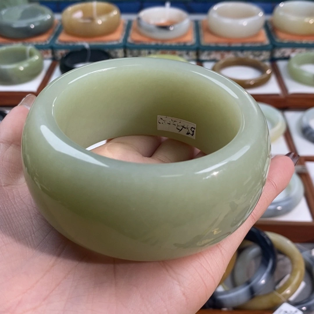 和田玉未镶嵌手镯且末青黄轮胎62/63