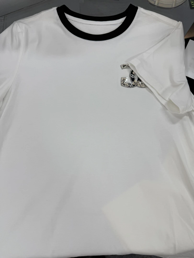 夏季时尚百搭轻奢黑领女款短袖T恤  97021