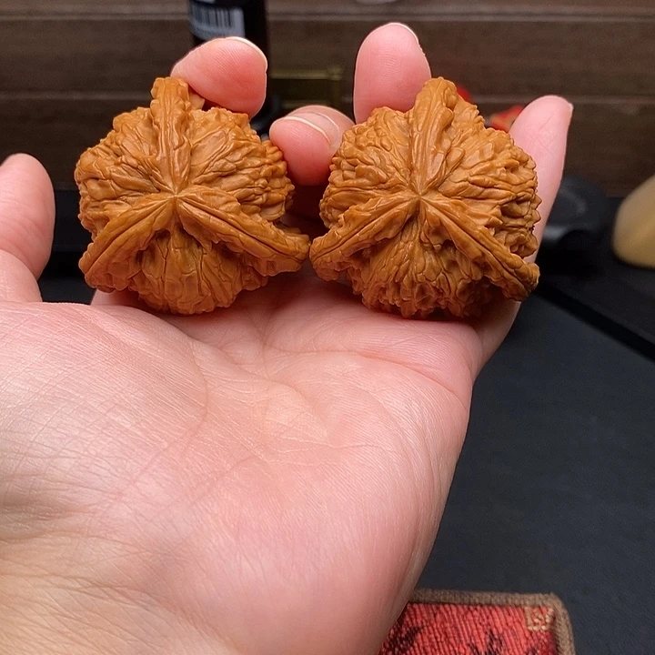把件文玩核桃白奔