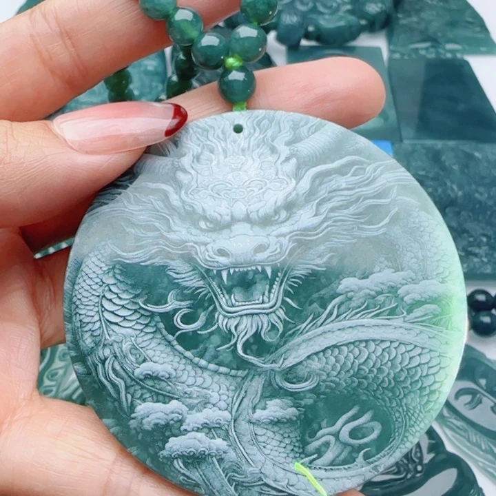 翡翠未镶嵌颈饰多样性发货天然A货翡翠