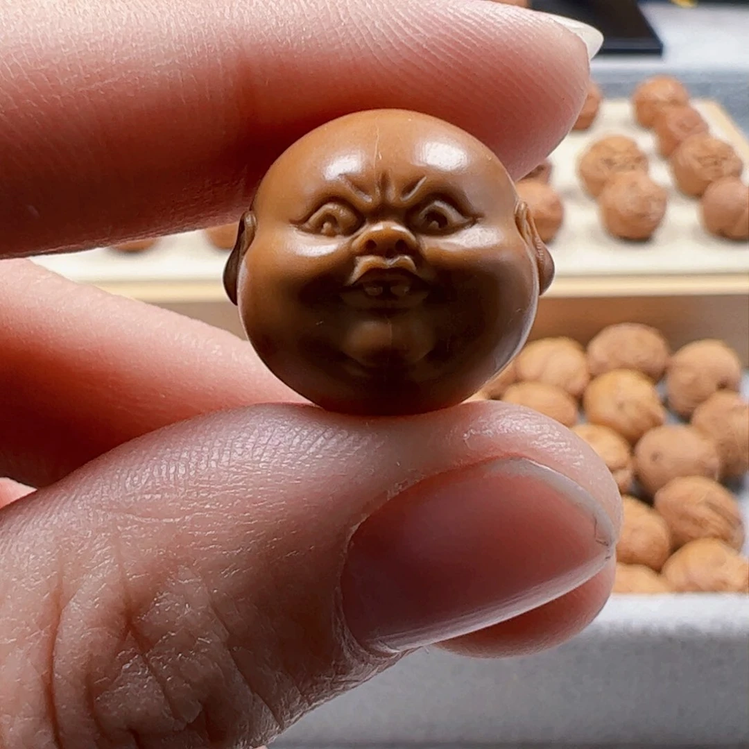 猴头核桃雕刻百态