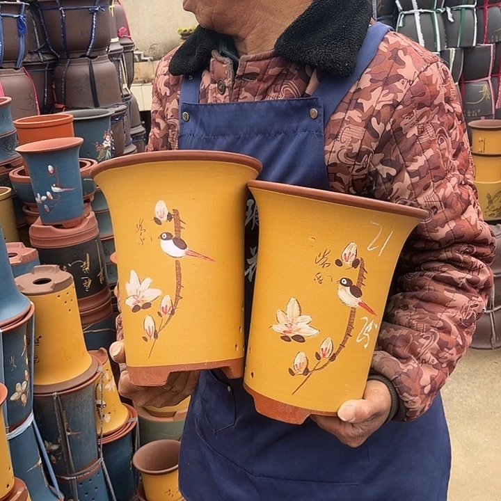 紫砂紫砂花盆和小