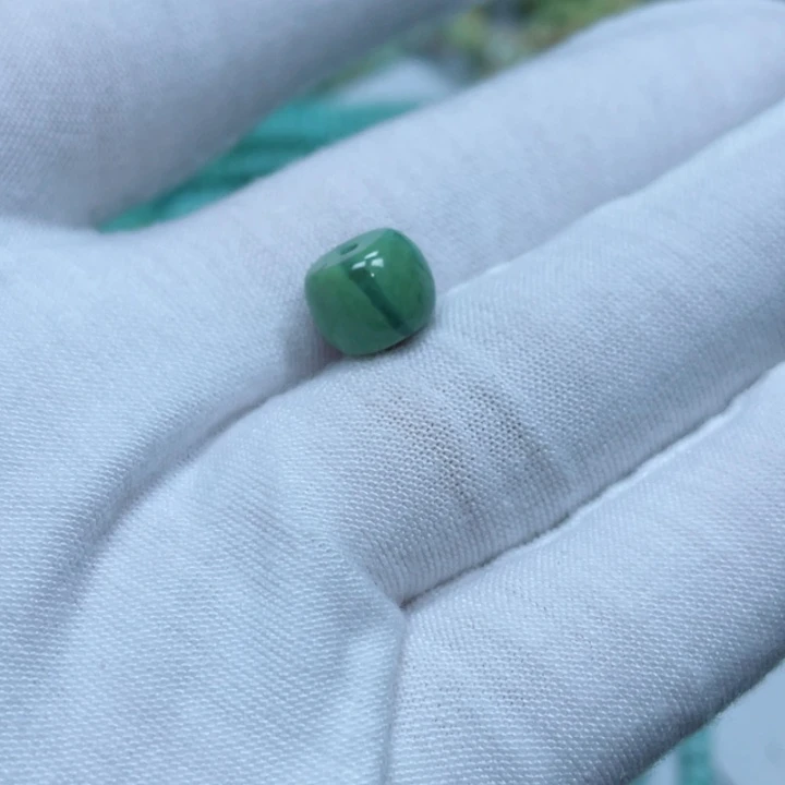 未镶嵌其他南红玛瑙