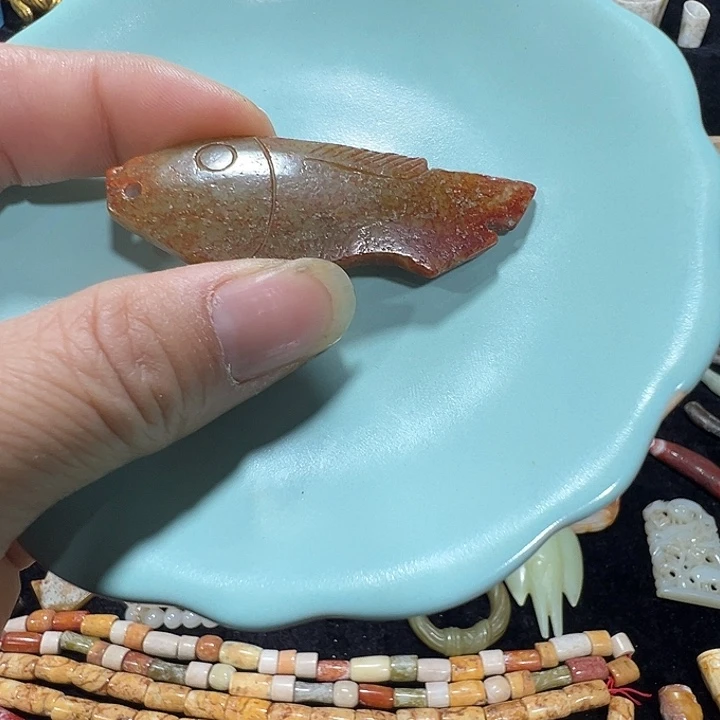 透闪石质玉未镶嵌挂件