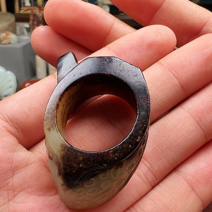 颈饰未镶嵌和田玉大****简