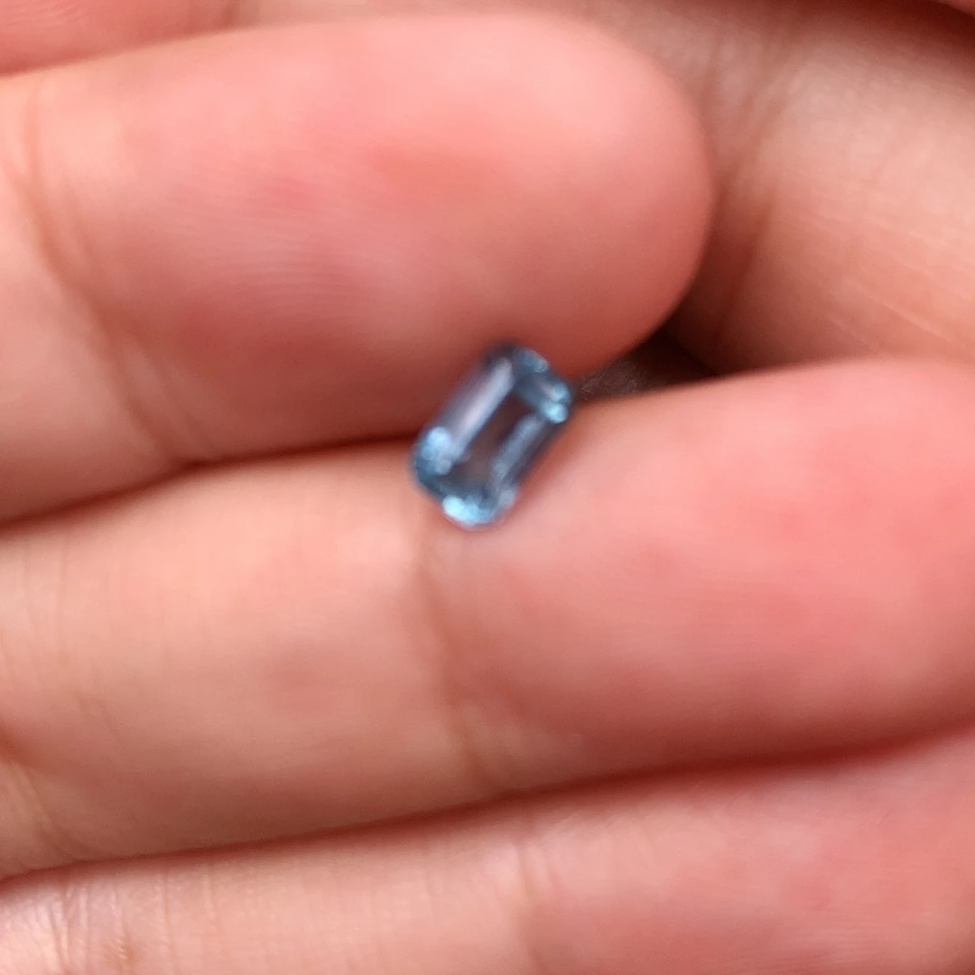 裸石海蓝宝石0.77ct