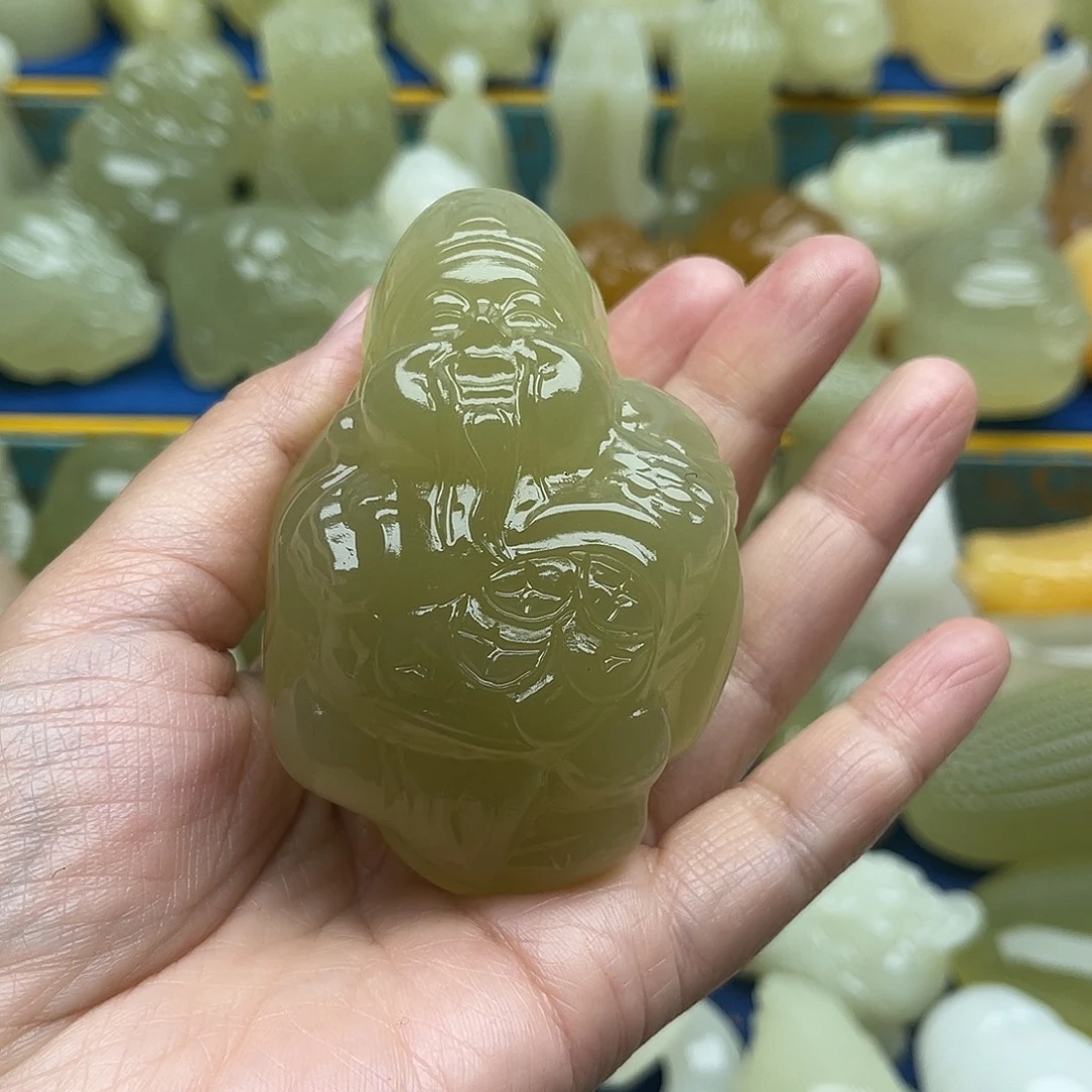 朝***辉玉天然桌面小摆件