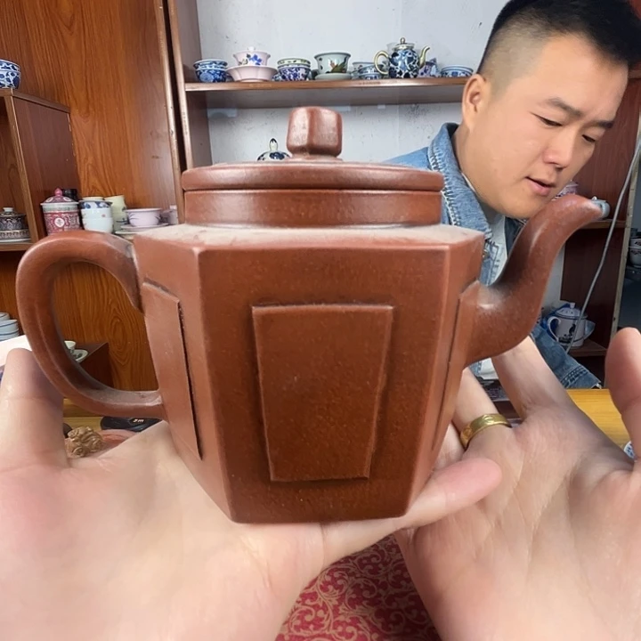 景德镇陶瓷方口紫砂壶