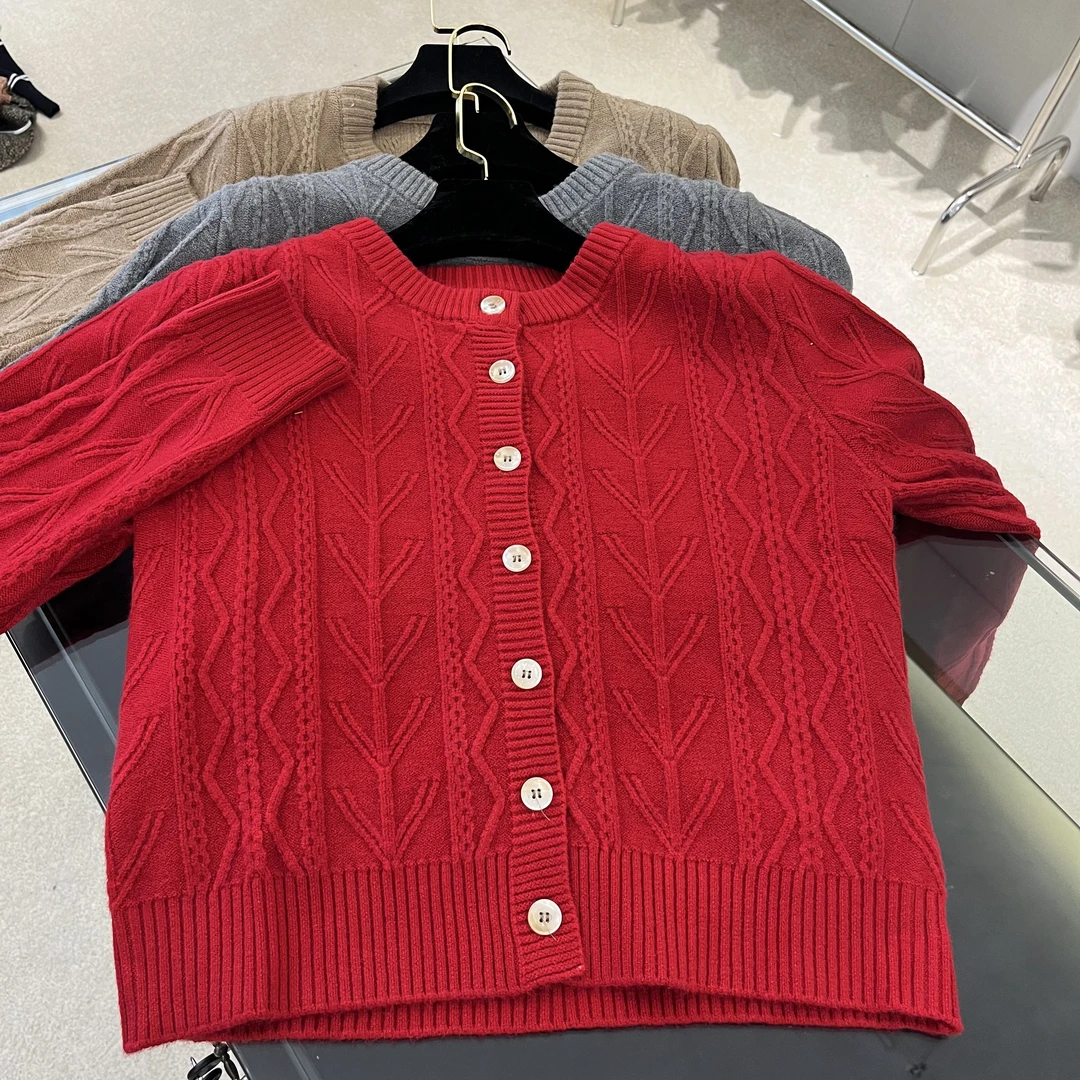 MU【复古绞花】2025秋冬新款圆领多色百搭显瘦针织开衫1407