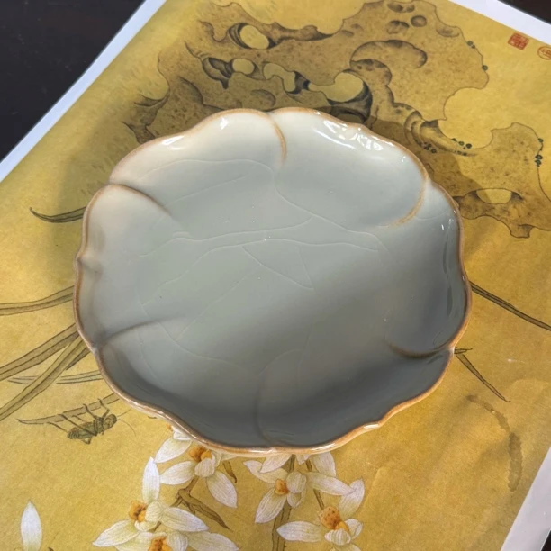 瑕疵青璃.莲花壶承陶瓷