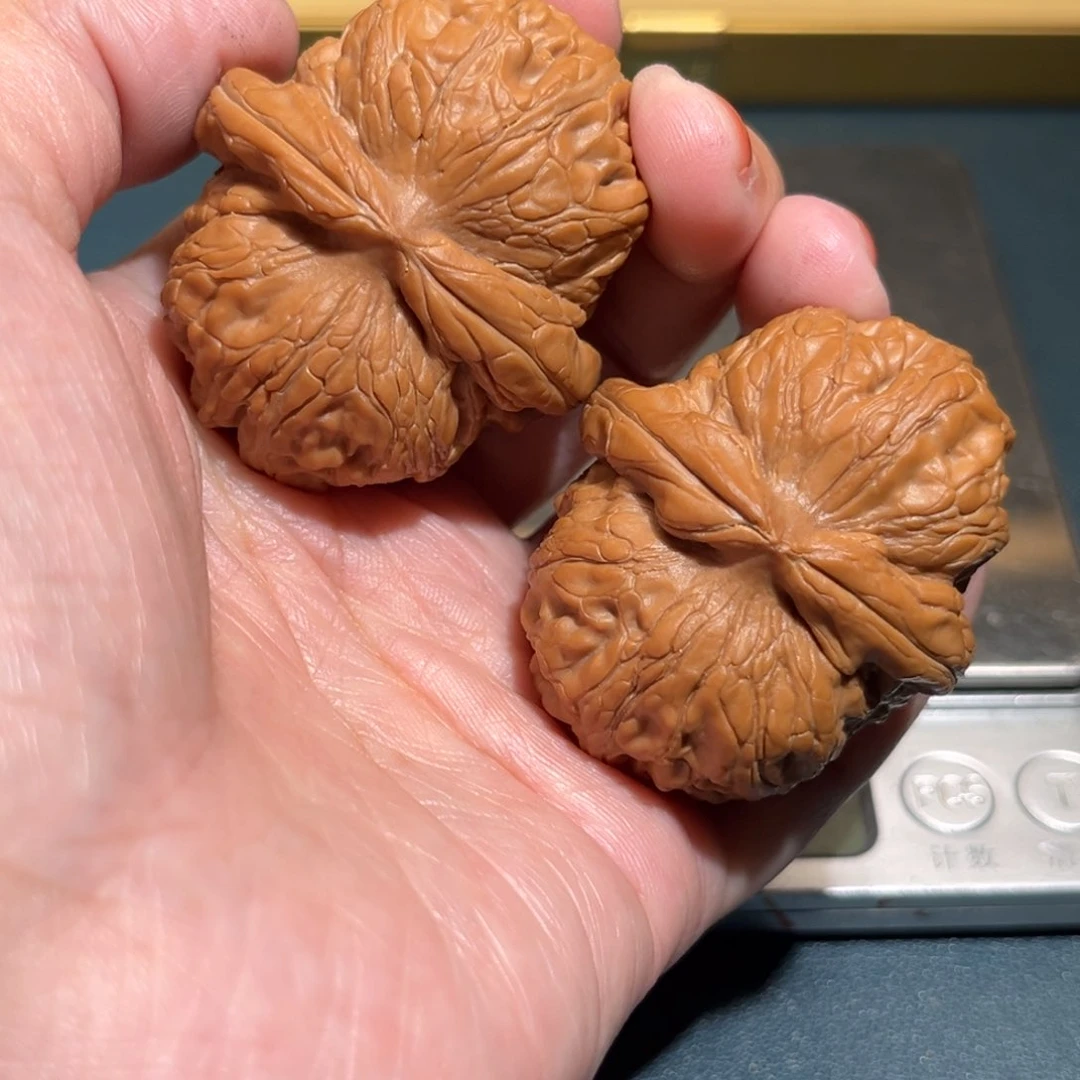 文玩核桃把件元宝46