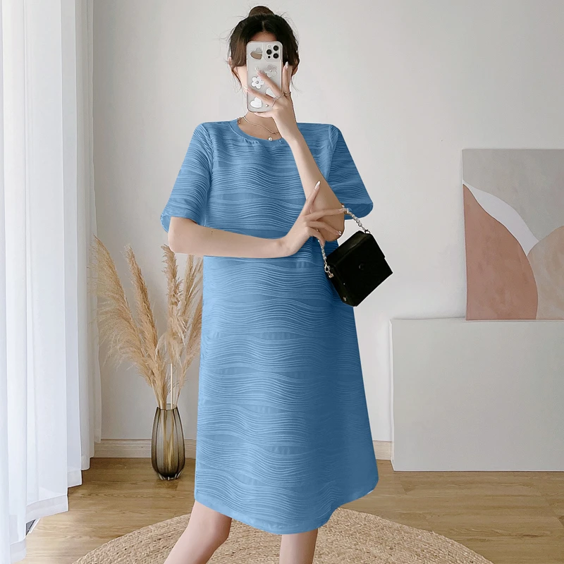 时髦孕妇装新款夏季时尚款潮妈网红大码水波纹纯色短袖显瘦连衣裙