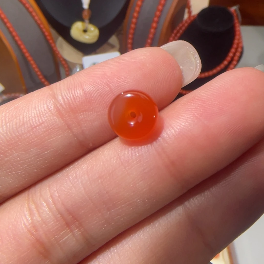 南红玛瑙河湾小平安扣8.5x3.8不退换未镶嵌