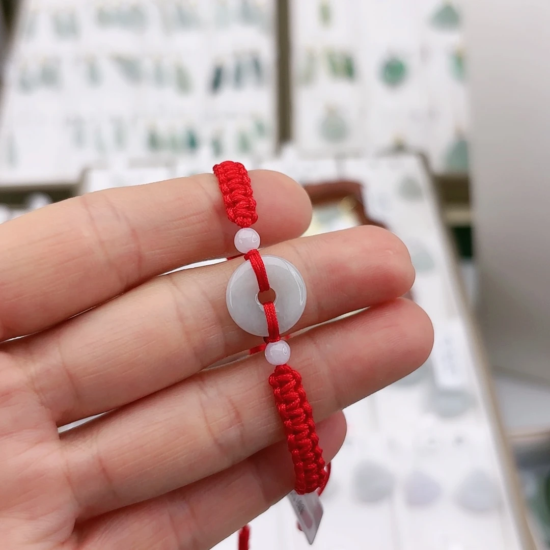 翡翠颈饰未镶嵌平安扣手绳