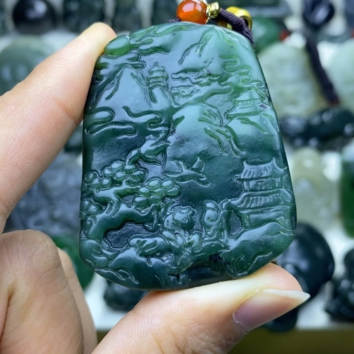 和田玉未镶嵌颈饰