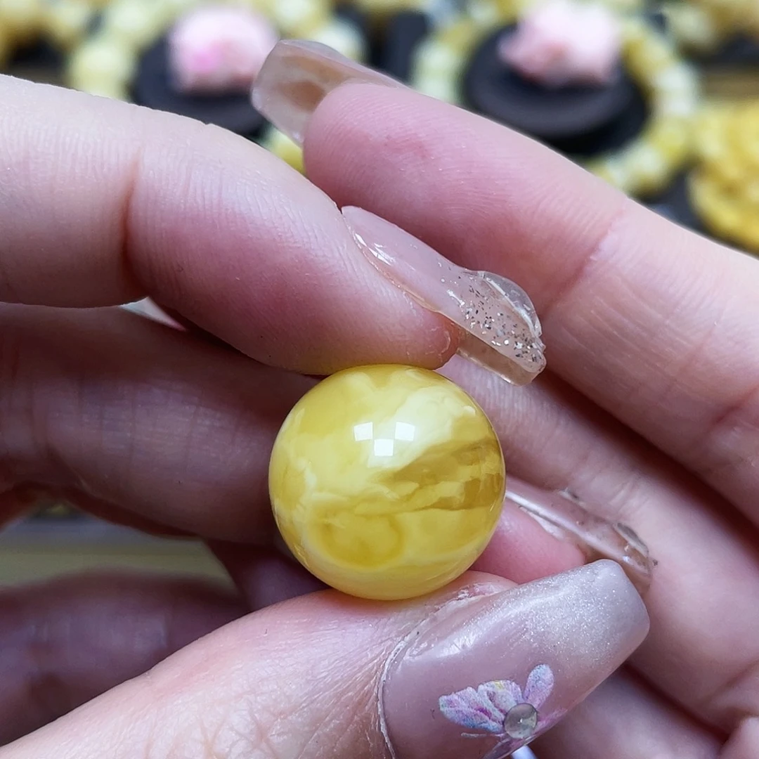 琥珀珠宝奇石未镶嵌16.8mm微瑕