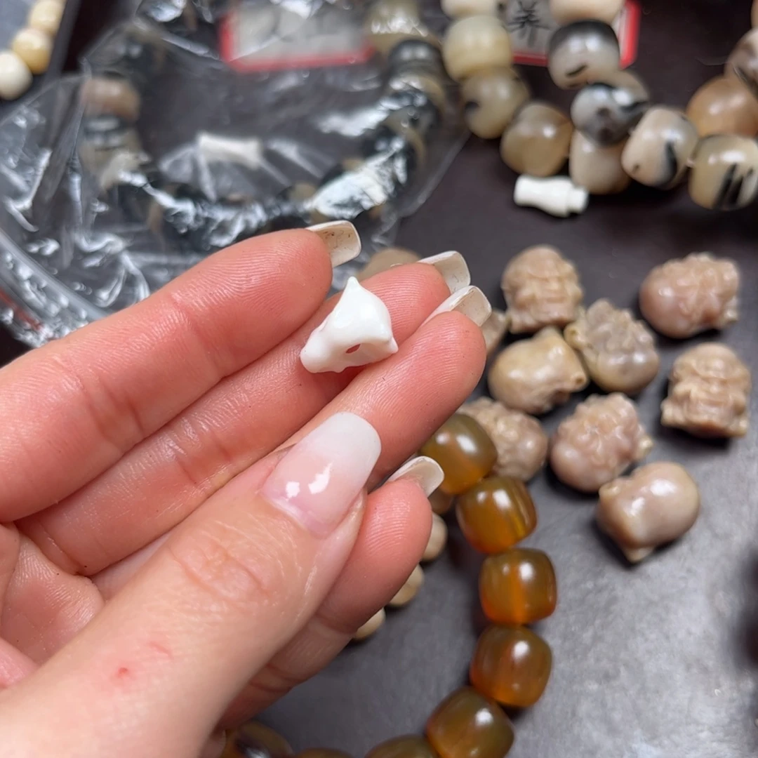 丹***妮驼骨手串/手链编号232