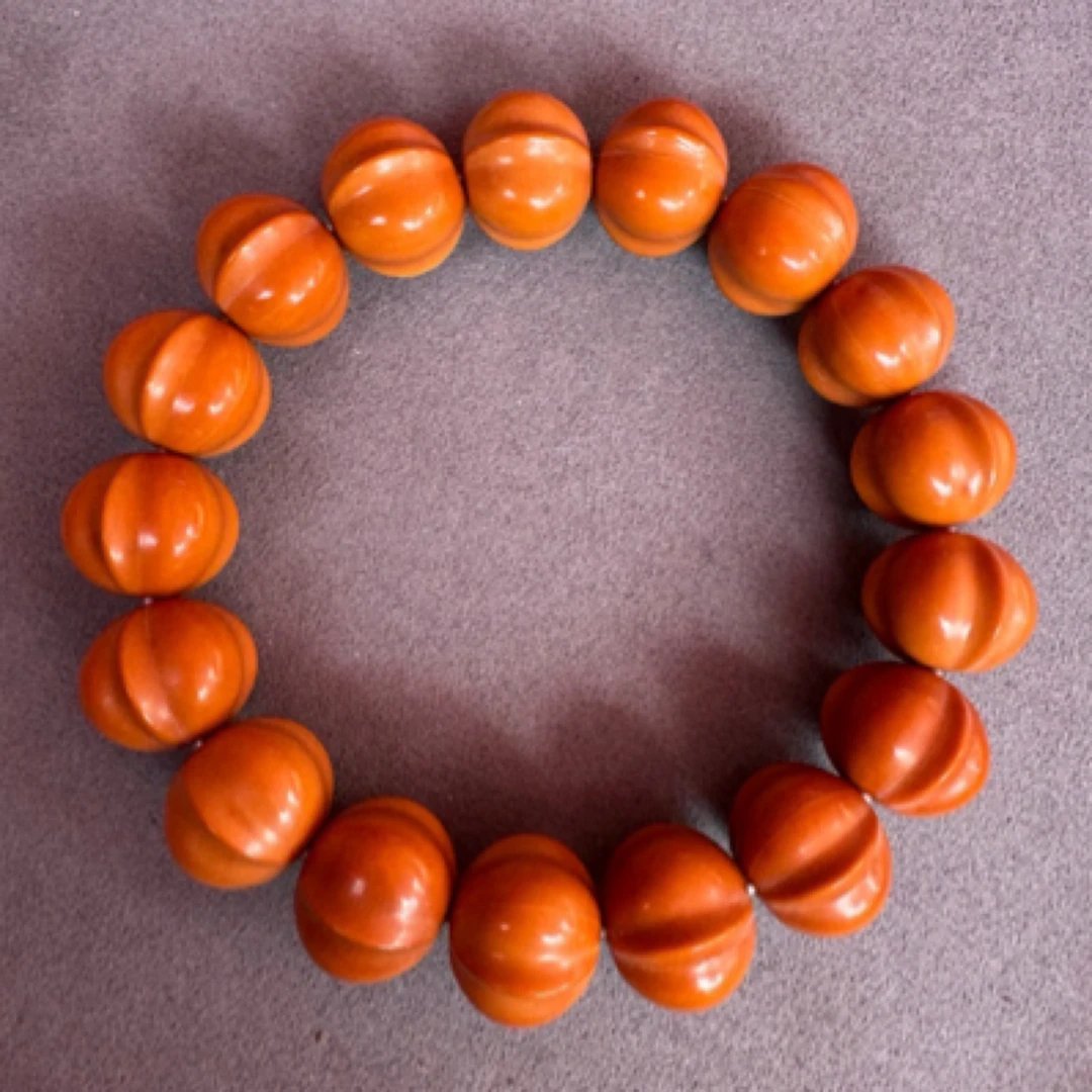 聚宝盆正本三花大鲨鱼 尺寸17左右  立体雕刻 镜面高抛玻璃底