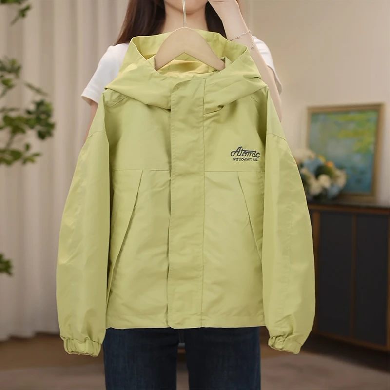 女童外套秋季新款儿童洋气冲锋衣女孩春秋连帽上衣