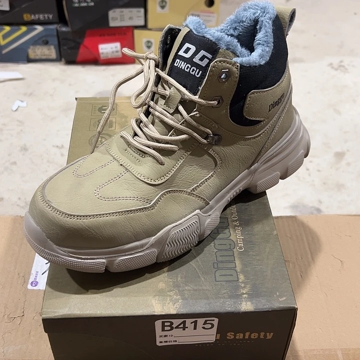 415号。棉43码防砸防刺。鞋底磨损介意勿拍