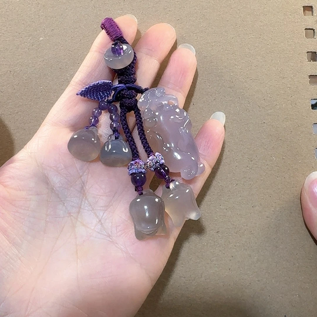 玛瑙/玉髓挂件通货料不挑不拣，但有包容点未镶嵌