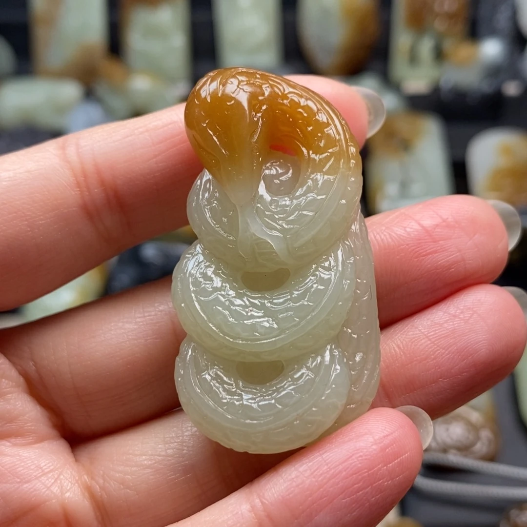 和田玉挂件未镶嵌