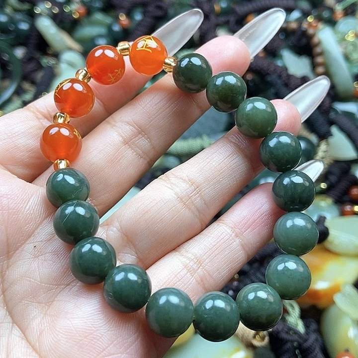 和田玉颈饰未镶嵌