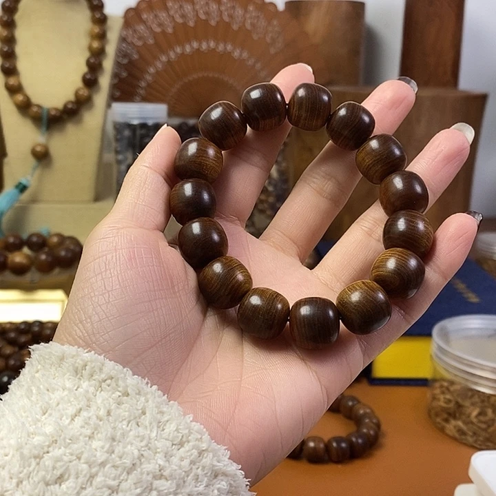 老山檀香黑肉沉水桶珠1.5手串