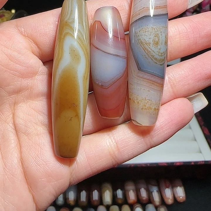 玛瑙/玉髓颈饰未镶嵌熊*?