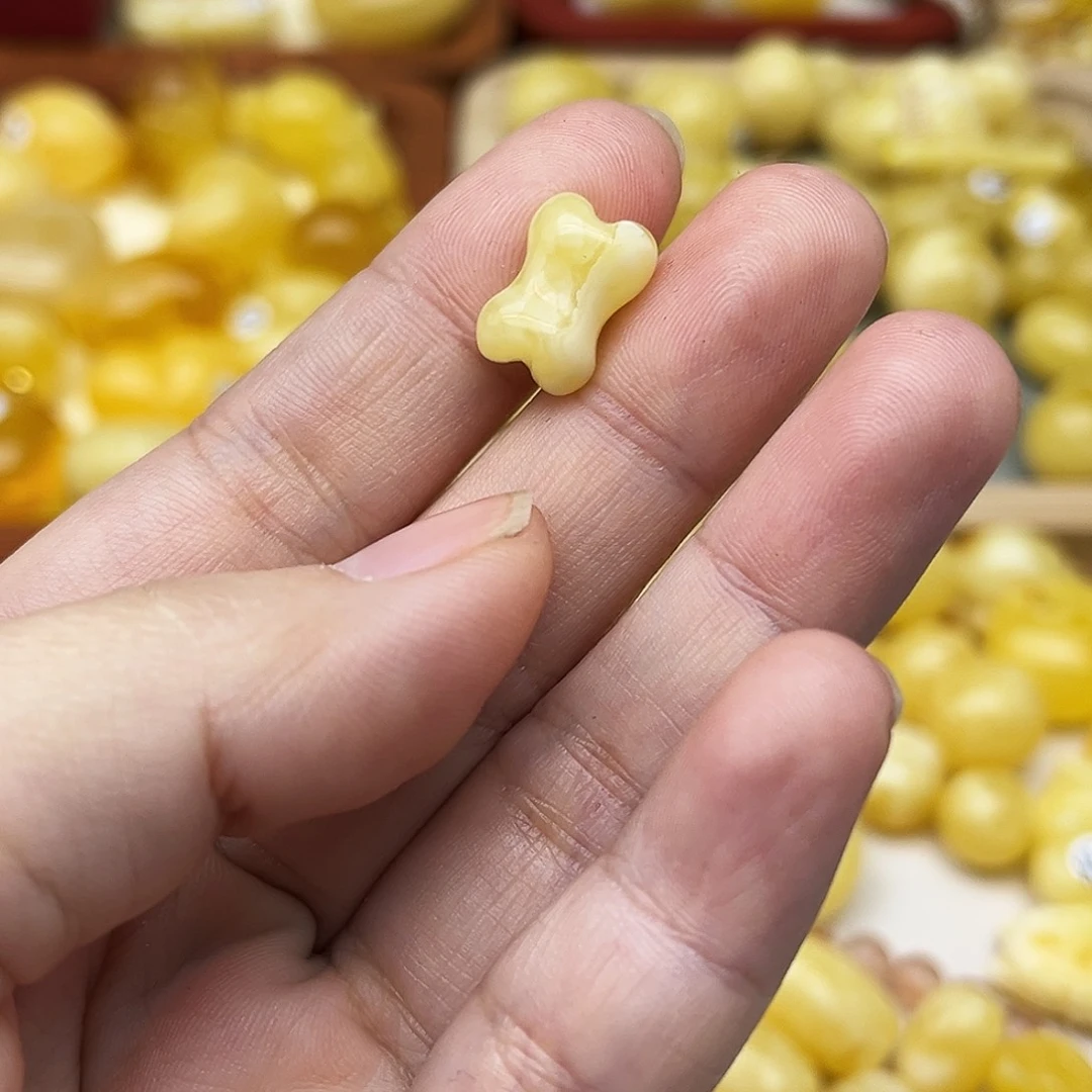 蜜蜡未镶嵌裸石天然