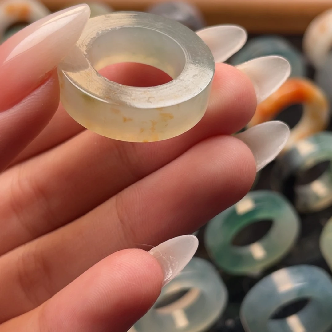 未镶嵌定制翡翠双色