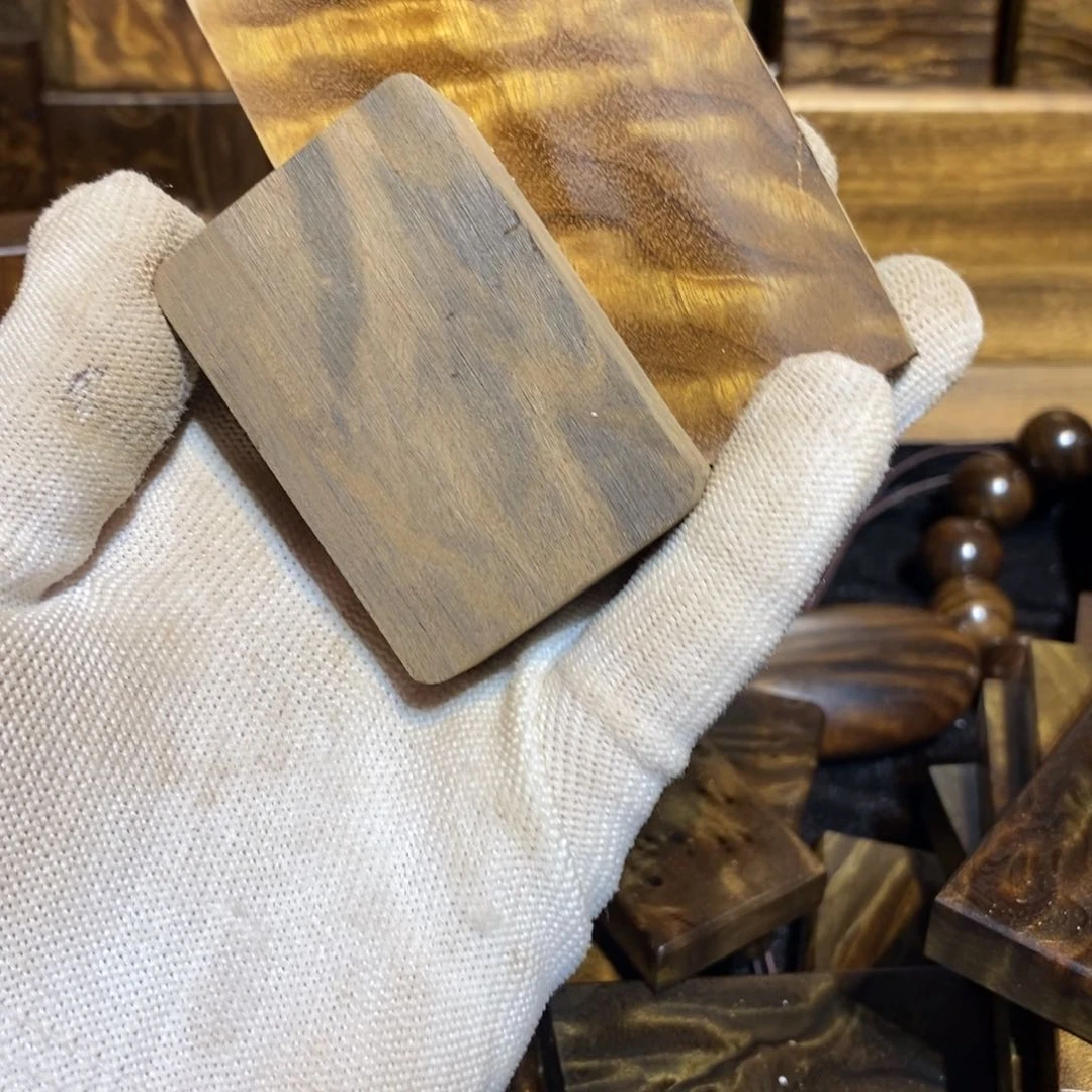 阴沉木巨**熊阴沉金丝楠木无事牌