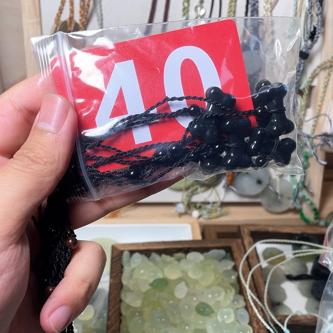 蛇纹石玉合金颈饰