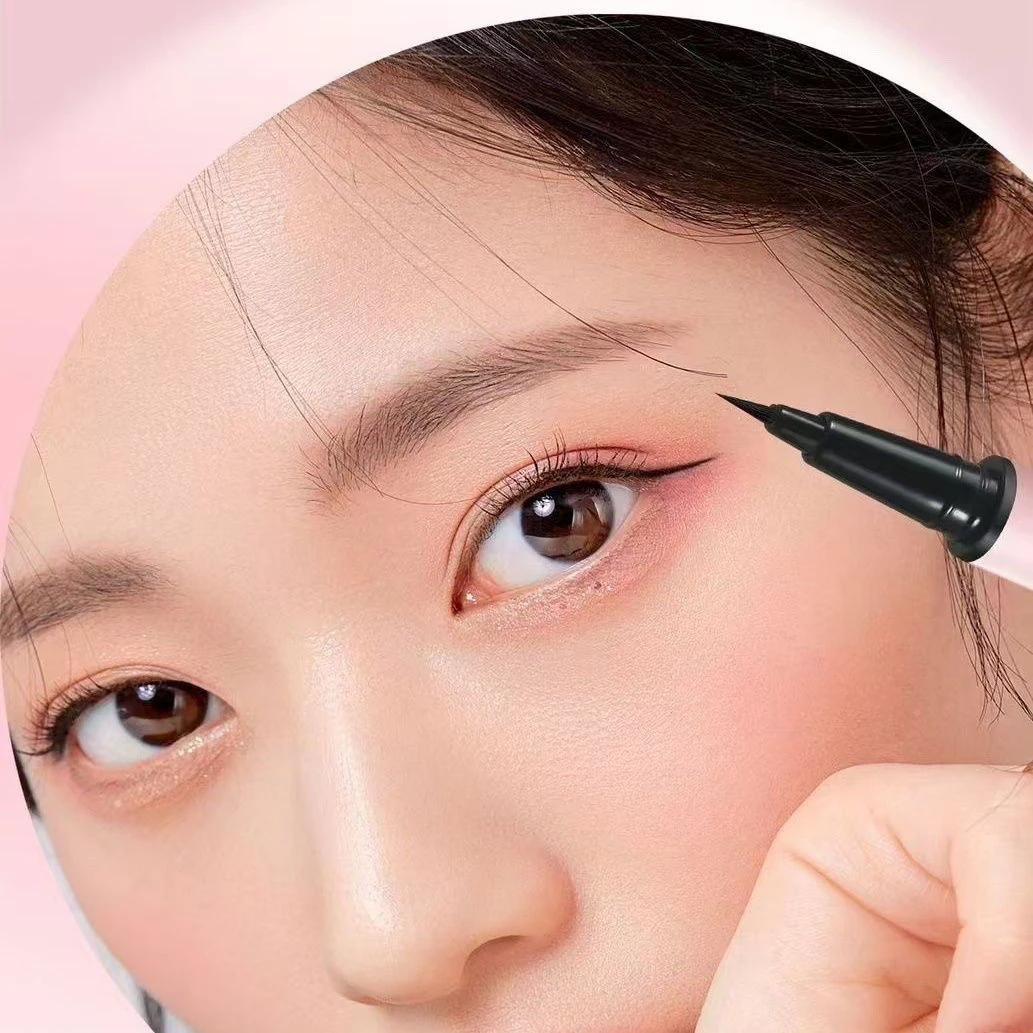 奥洛丹纤雾流畅速干眼线液笔不晕色好上手防水新手持妆