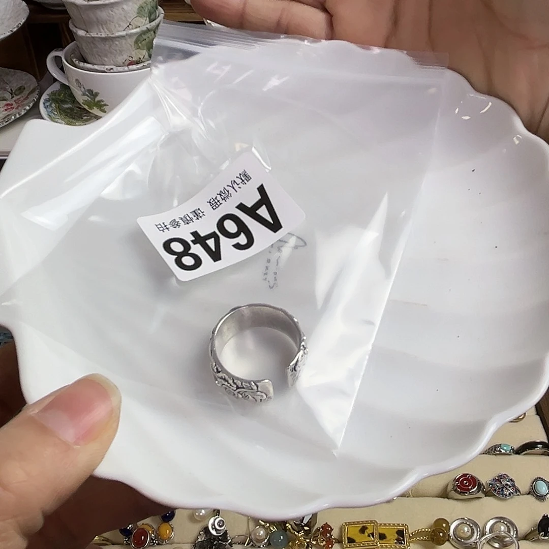 瓷片土*金赤军个kvckfifjgj