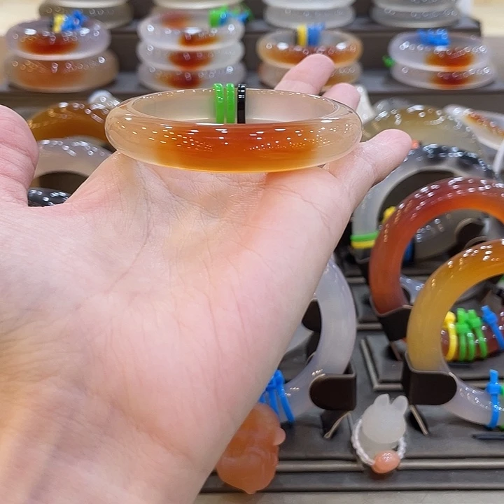 玛瑙/玉髓未镶嵌手镯17