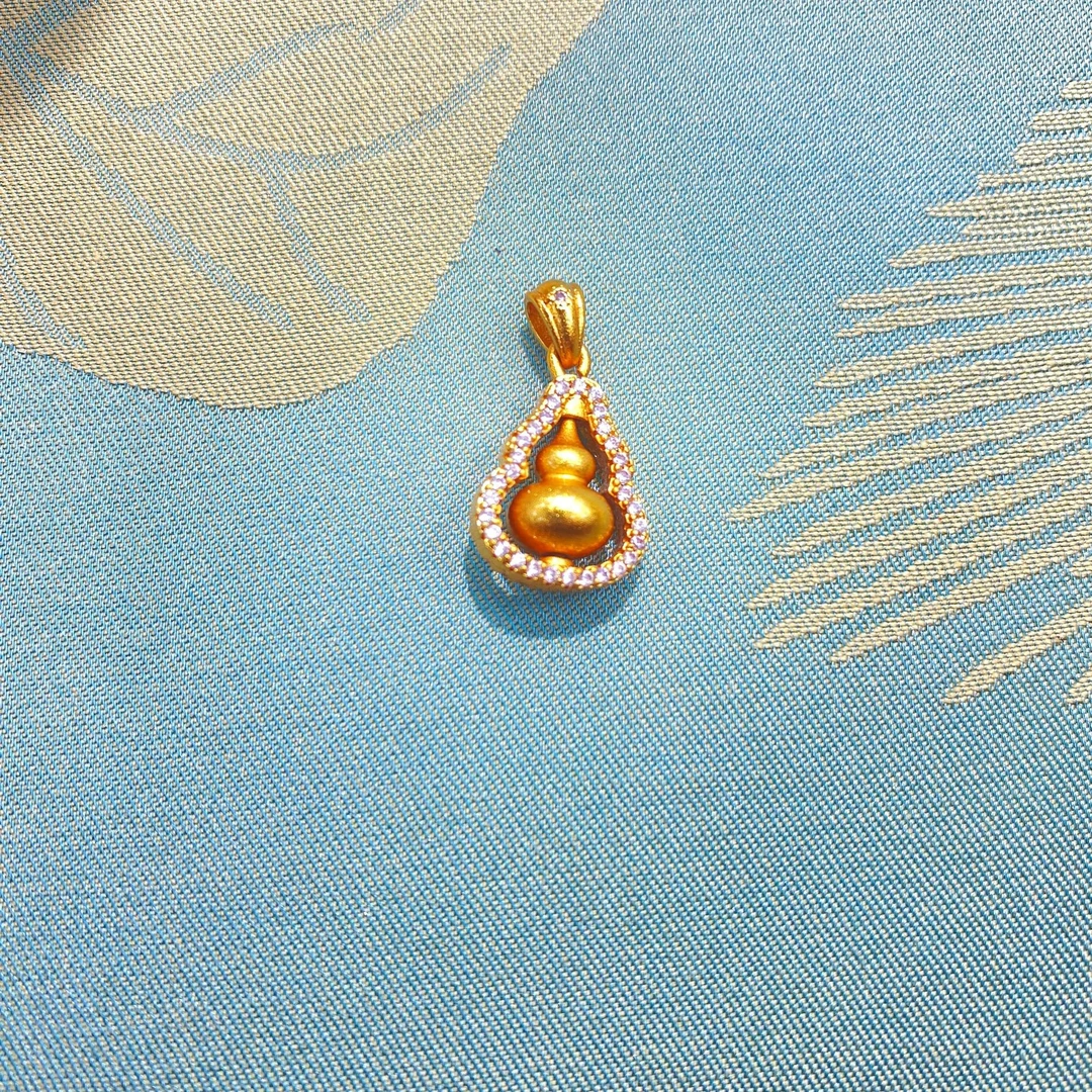 《天利贸易》时尚女士百搭精美吊坠a05