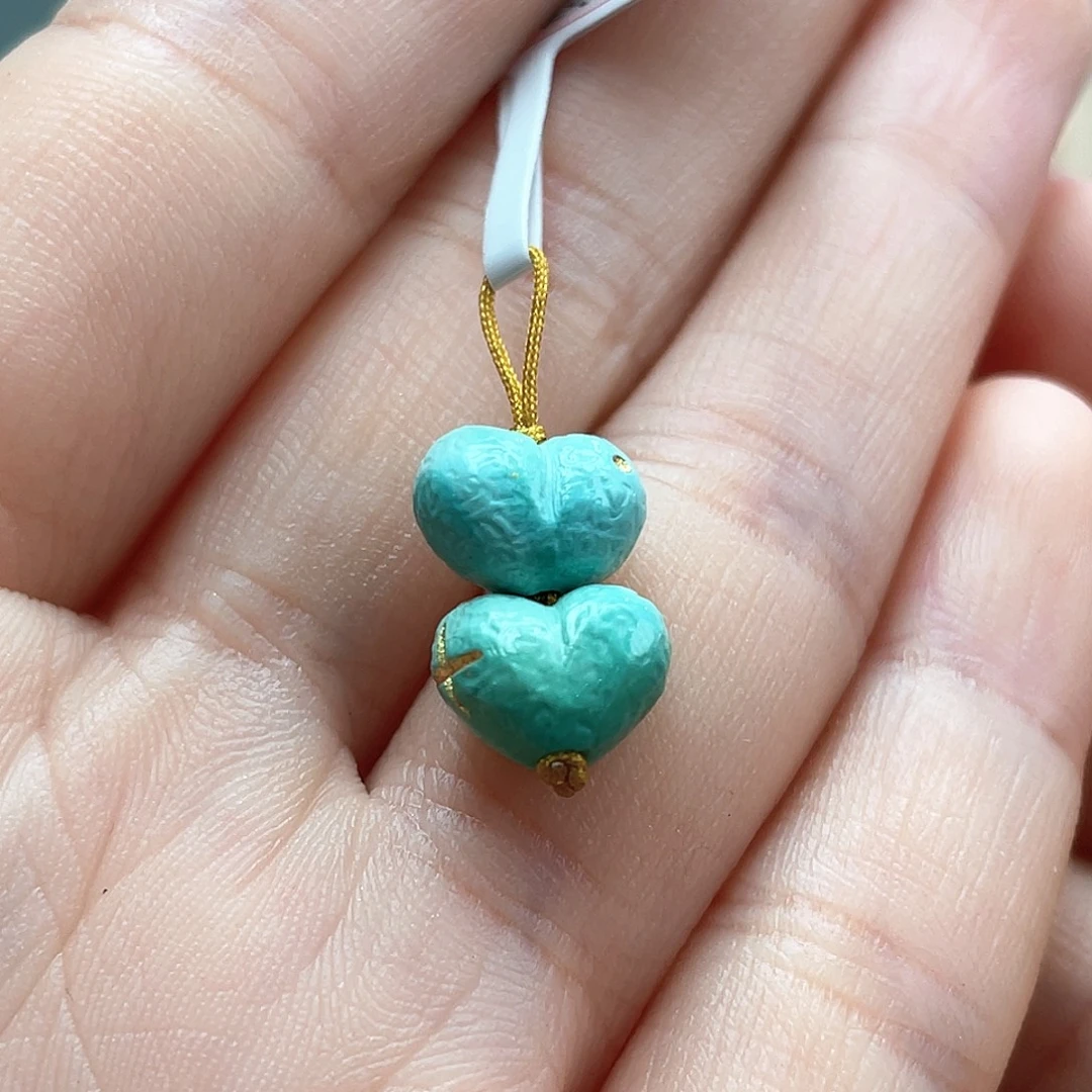 未镶嵌绿松石颈饰