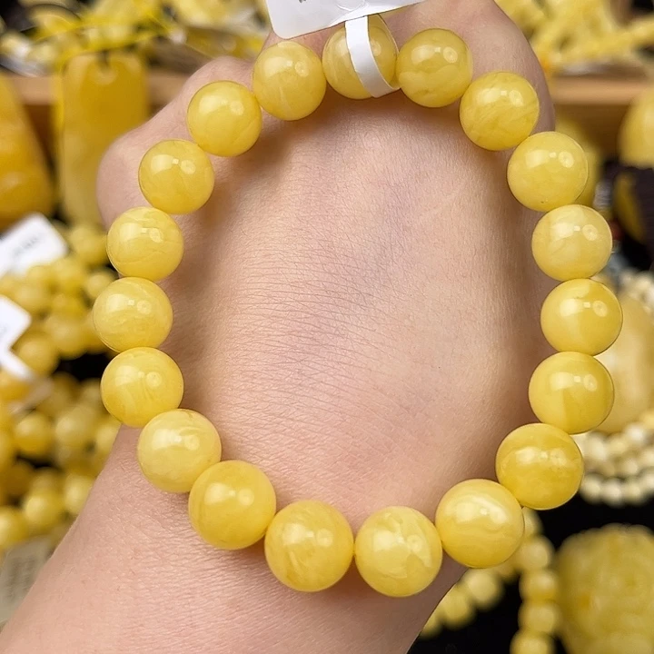 琥珀未镶嵌颈饰琥珀