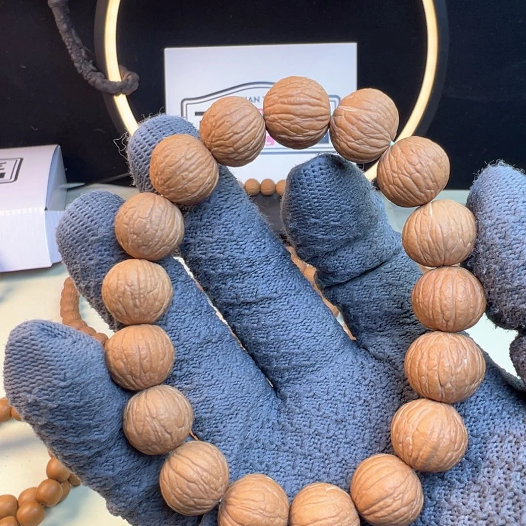 猴头核桃吊坠开播凤羽